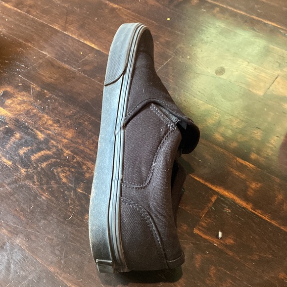 Van slip-on lightly used - Picture 10 of 16